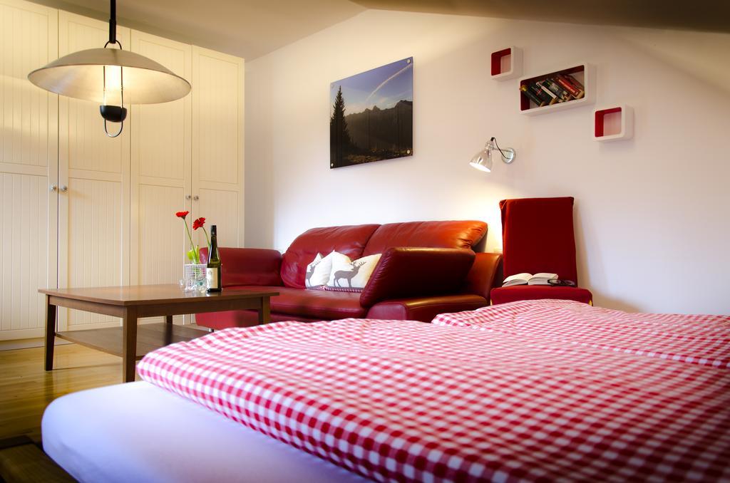 Reiterhof Berggut Gaicht Hotel เนสเซิลเวงเลอ ภายนอก รูปภาพ